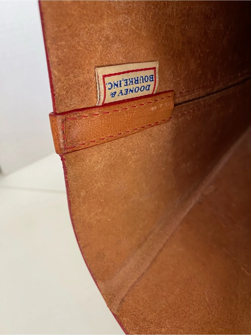 Vintage Dooney & Bourke Cognac Pyramid Alto Sling